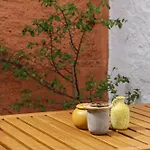 Grotta Apartment *