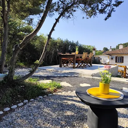 Апартаменти Grotta Пула