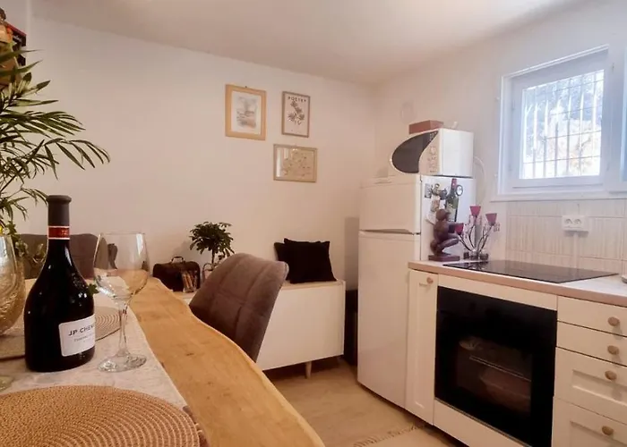 Grotta Apartment Pula