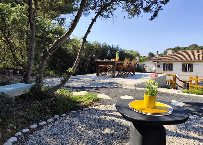 Apartment Grotta Pula